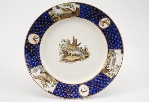 Assiette du service dit "aux oiseaux de Buffon", porcelaine