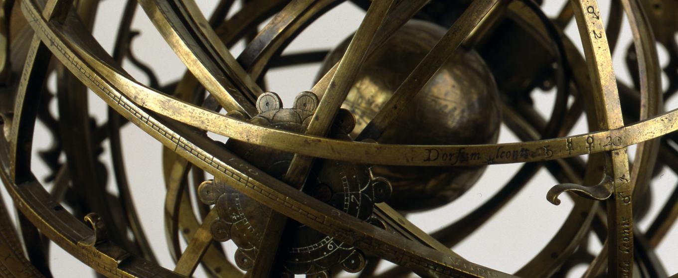 Sphère armillaire, laiton